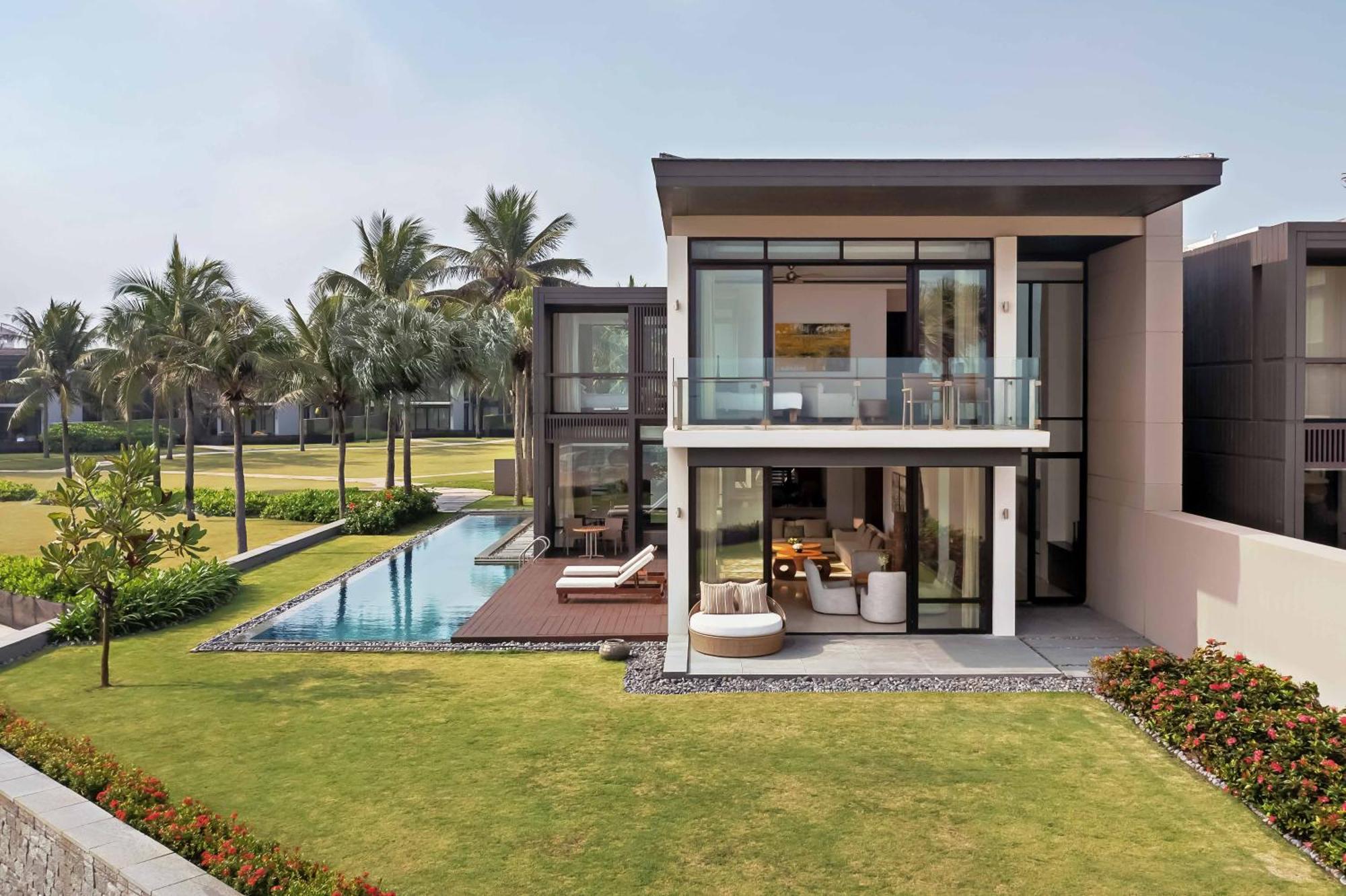 Hyatt Regency Danang Resort And Spa Bagian luar foto A villa at Vinpearl Hotel Nha Trang